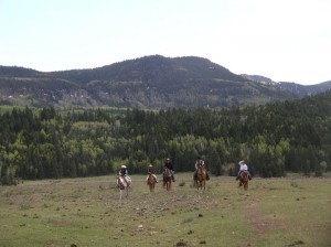 colorado dude ranch riding